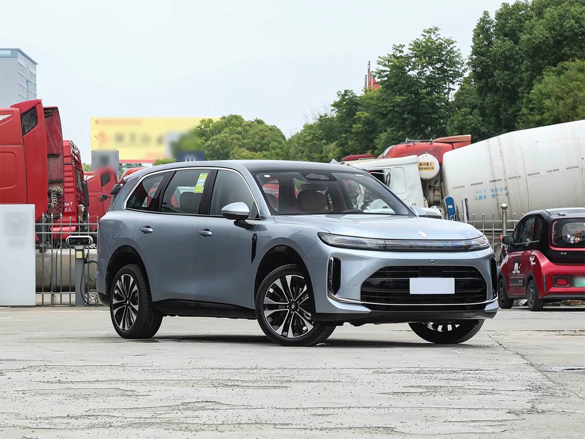Wuling Huajing S